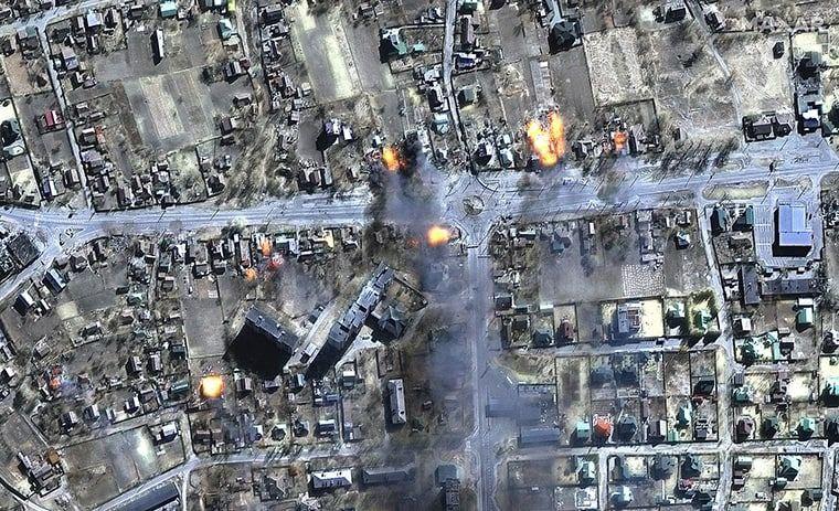 Bombardovanie mesta Černihiv, satelitné zábery Maxar, 17.3.2022