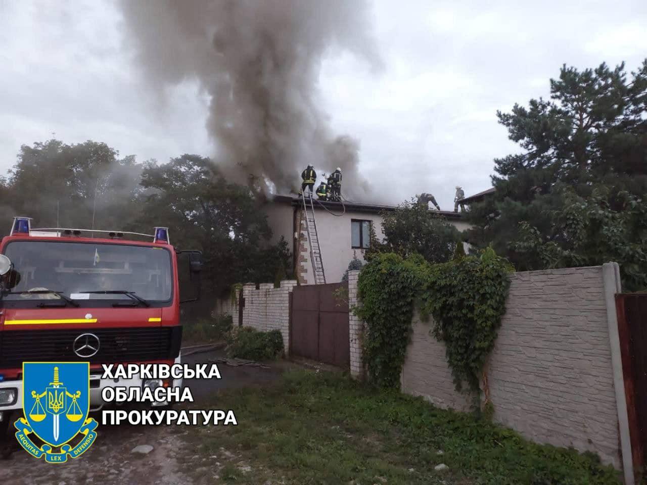 Charkov, rodinný dom v plameňoch (2). 