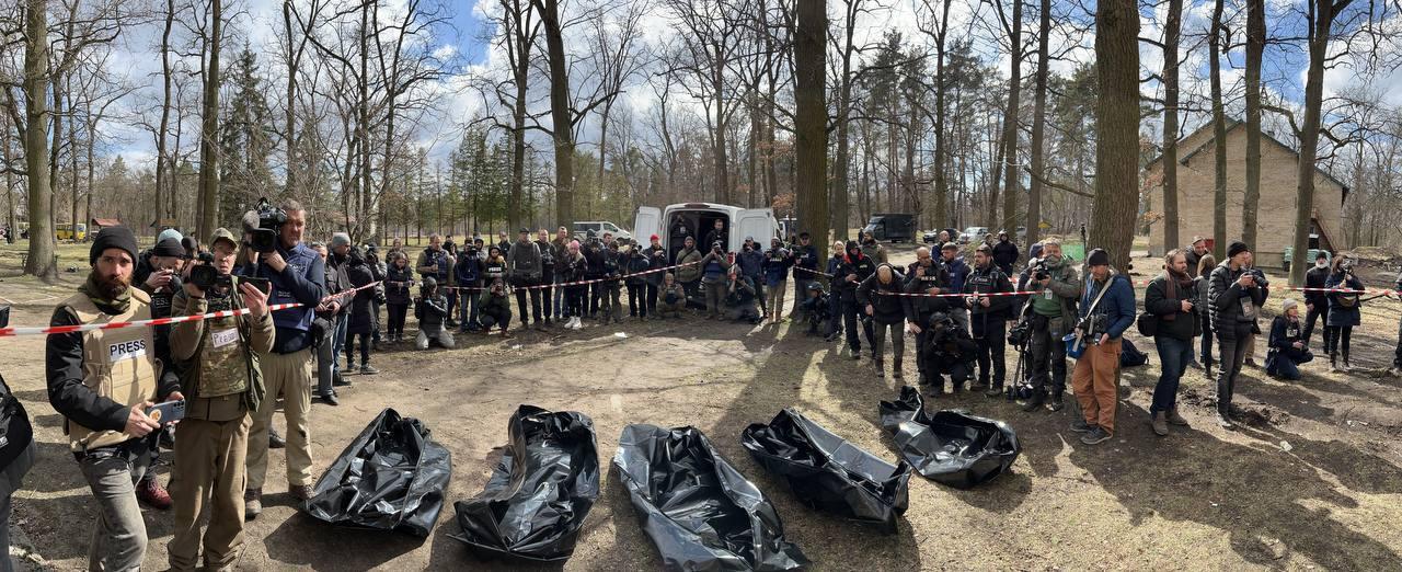 Motyzhyn, novinári ako svedkovia vojnových zločinov