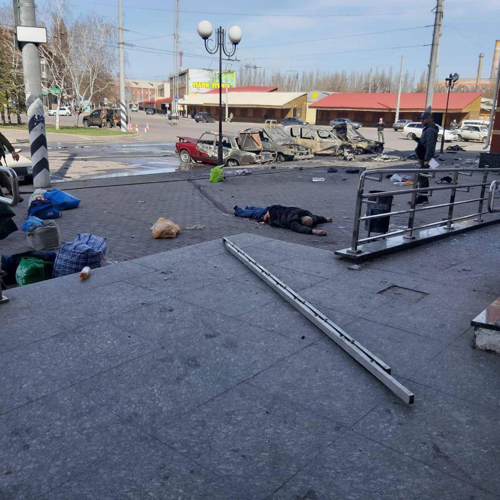 Kramatorsk, počet obetí na železničnej stanici sa vyšplhal na 50