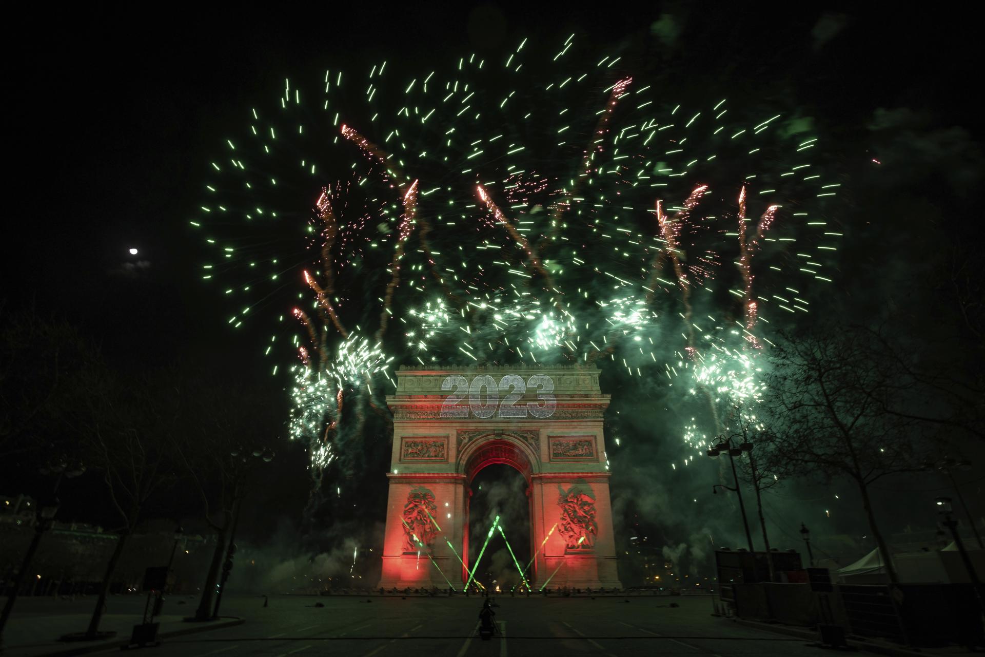 Príchod Nového roka v Paríži
