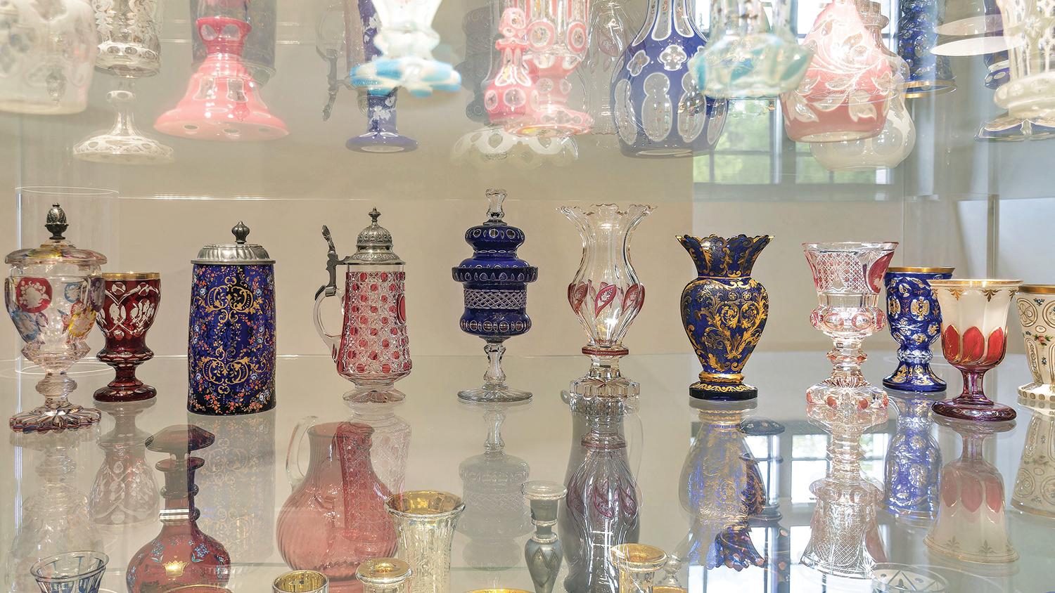 Pohľad do expozície v Galérii na Milovskej huti pri obci Křižánky na Vysočine.