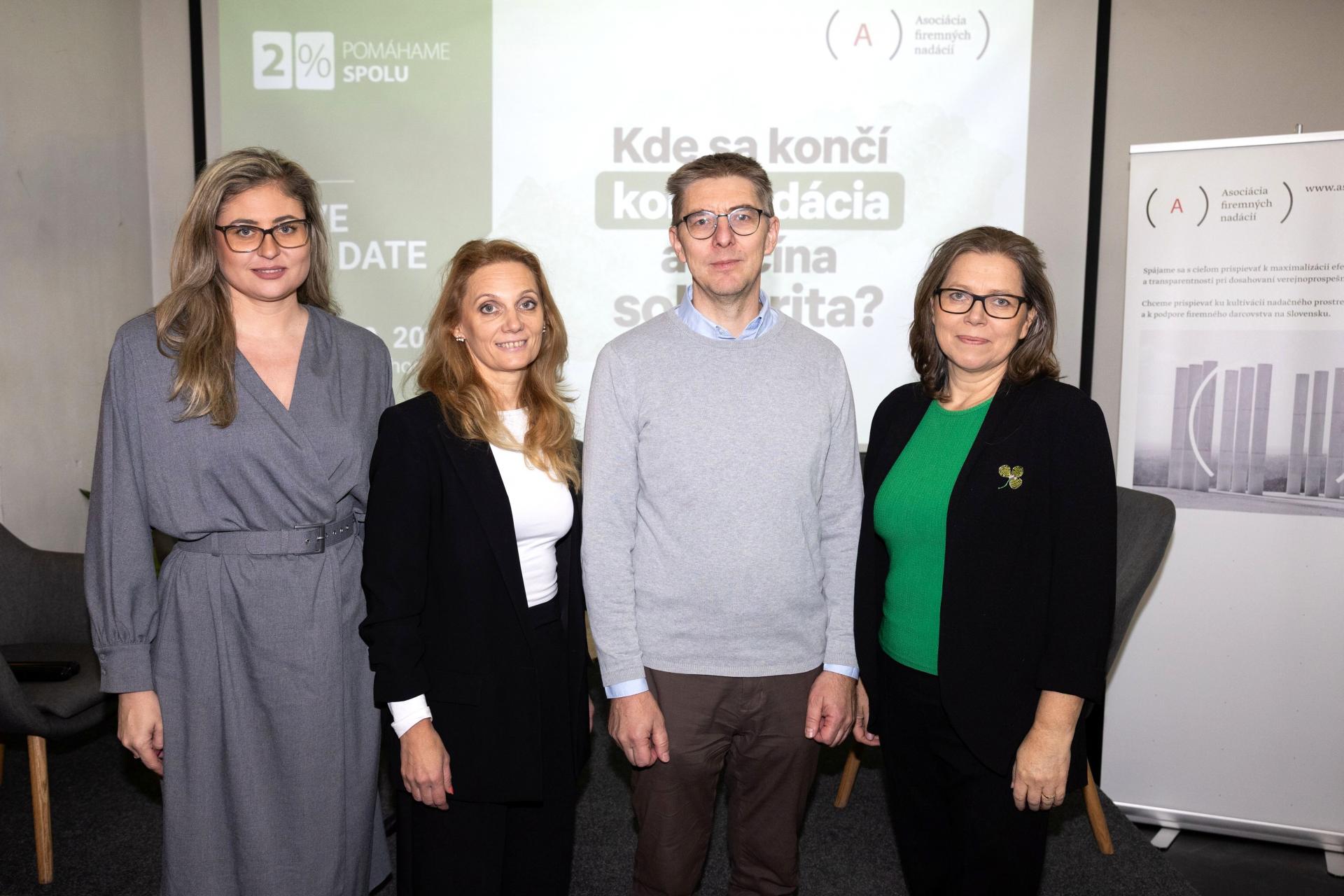 Zľava: Silvia Slobodová, Tatiana Svrčková, Martin Slosiarik, Monika Fričová.