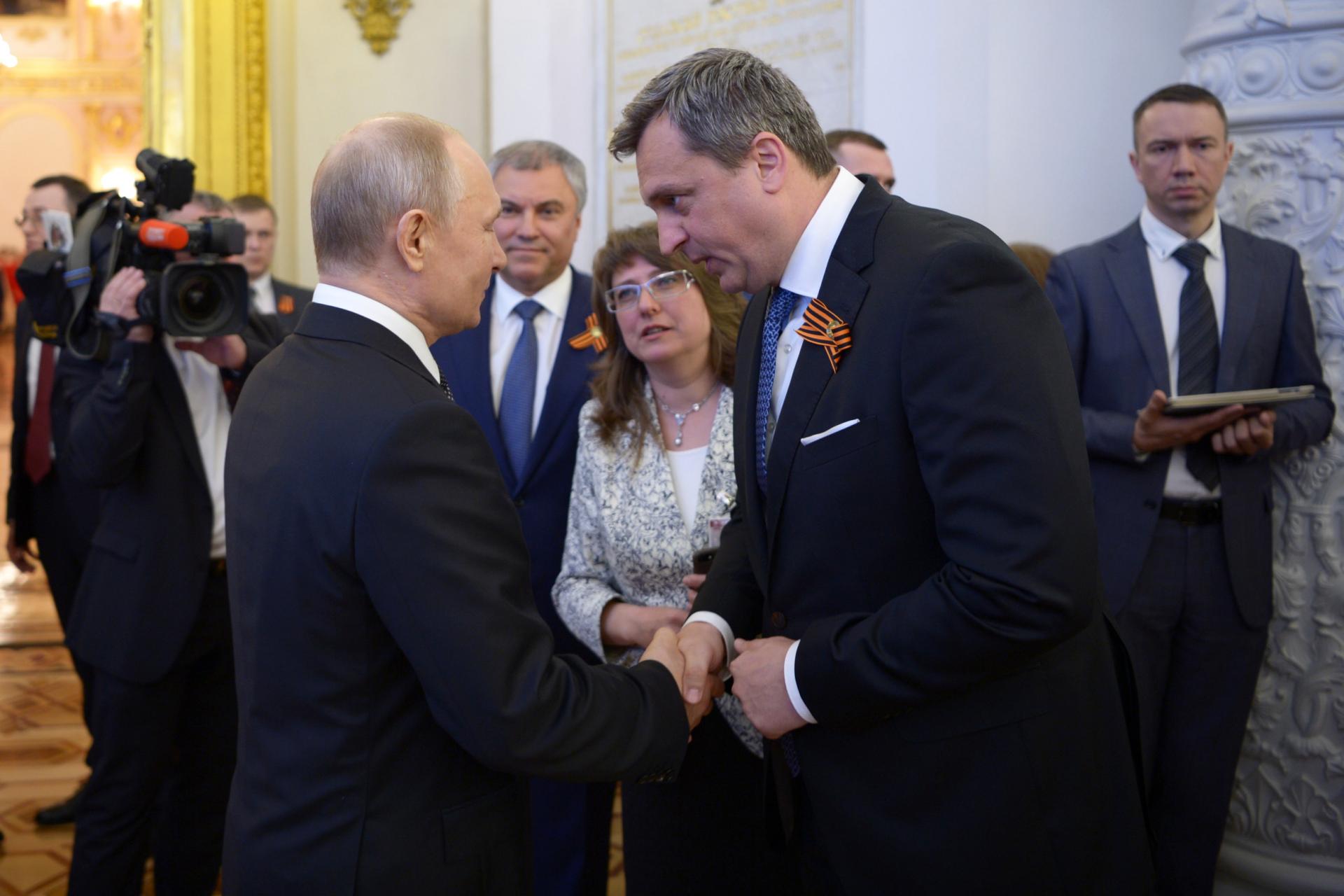 9. máj 2019 Moskva, Ruská federácia: Šéf Kremľa Vladimir Putin a predseda NR SR Andrej Danko počas osláv 74. výročia ukončenia druhej svetovej vojny.