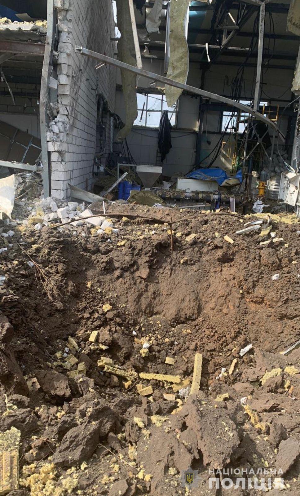 Charkov. V dôsledku raketového útoku boli poškodené súkromné budovy