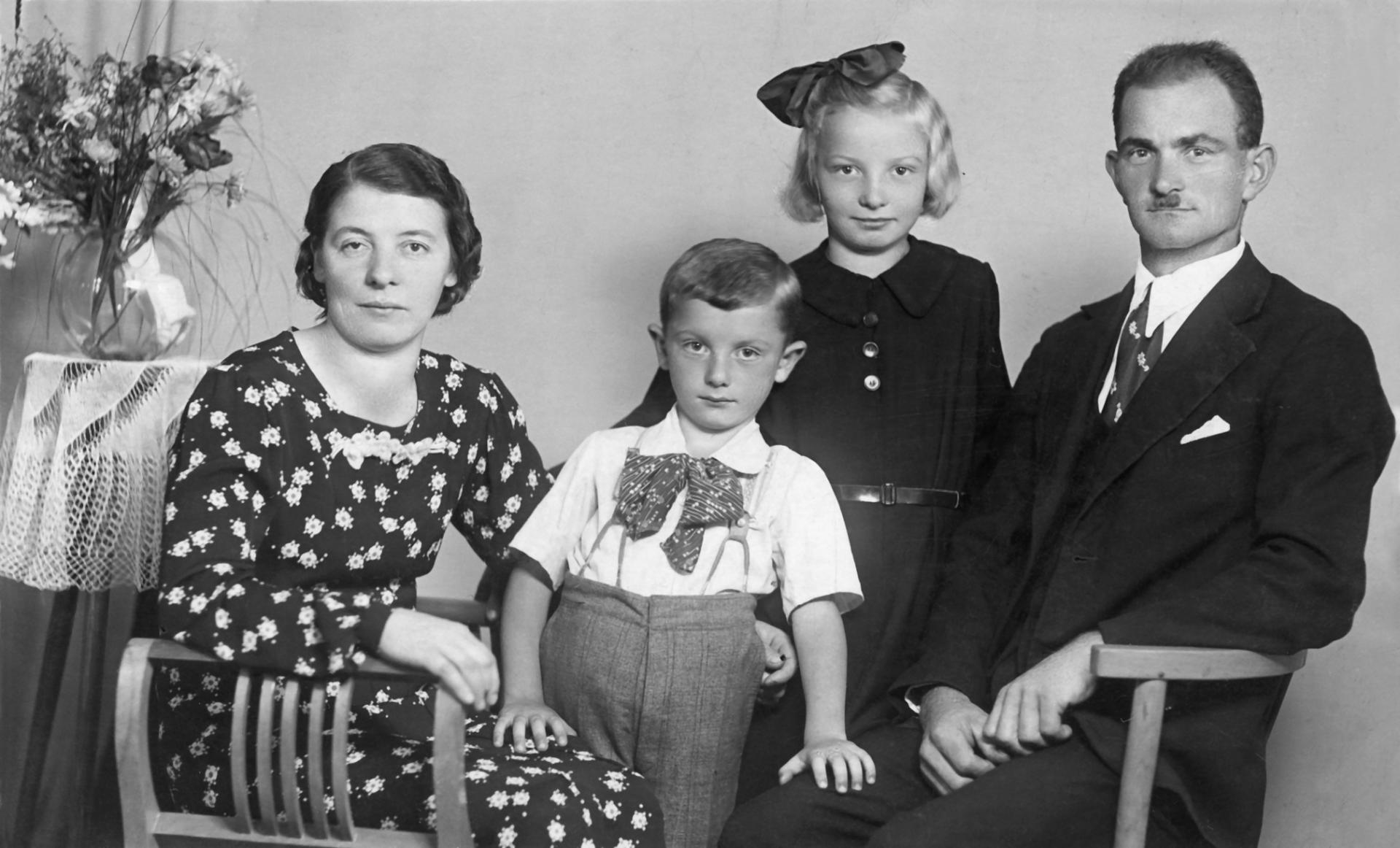 Jozef Šnirc s rodinou.
