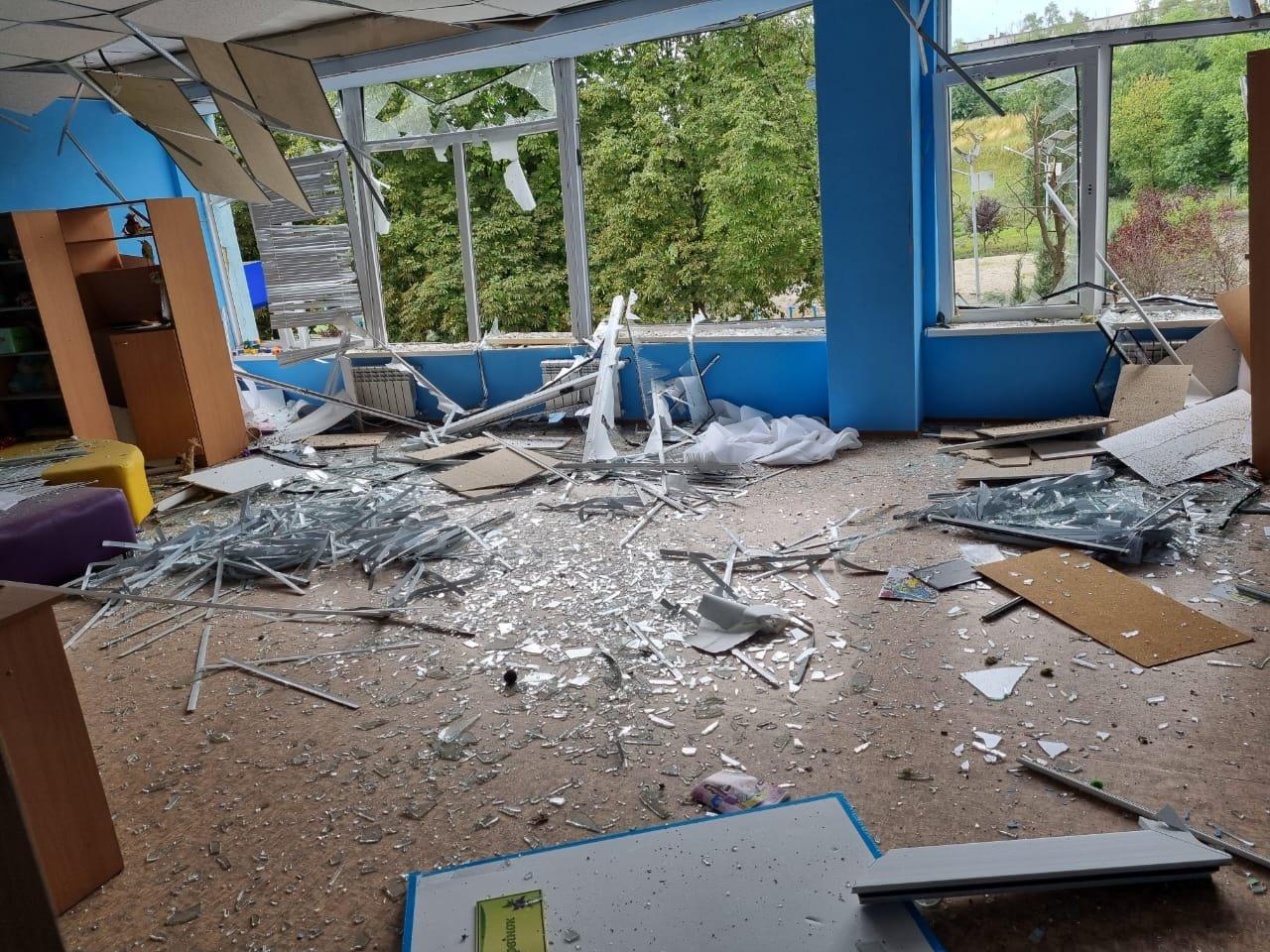 Ďalšia zničená škola v Donecku