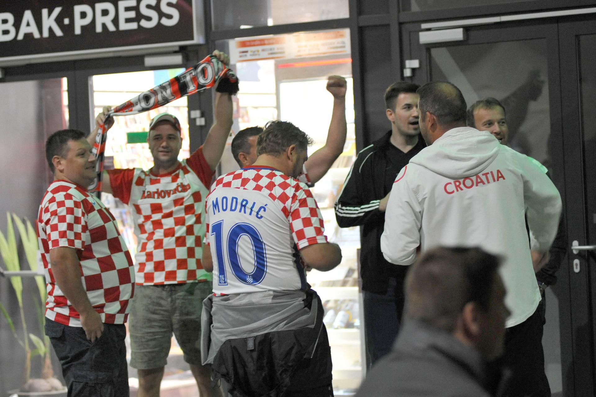 6. september 2019 Trnava, Slovensko: Fanúšikovia víťazného chorvátskeho tímu pred včerajším zápasom proti Slovensku.