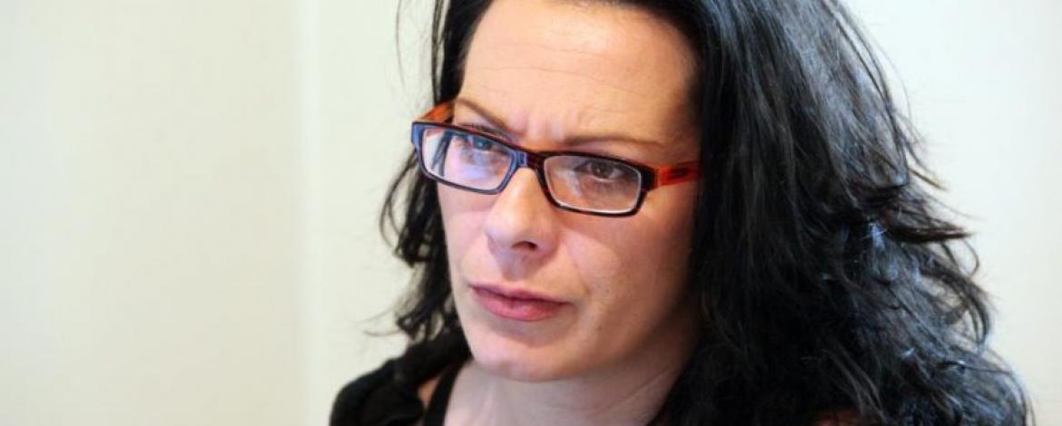 Srbskú novinárku Anu Lalić polícia zadržiavala vo väzbe niekoľko hodín.