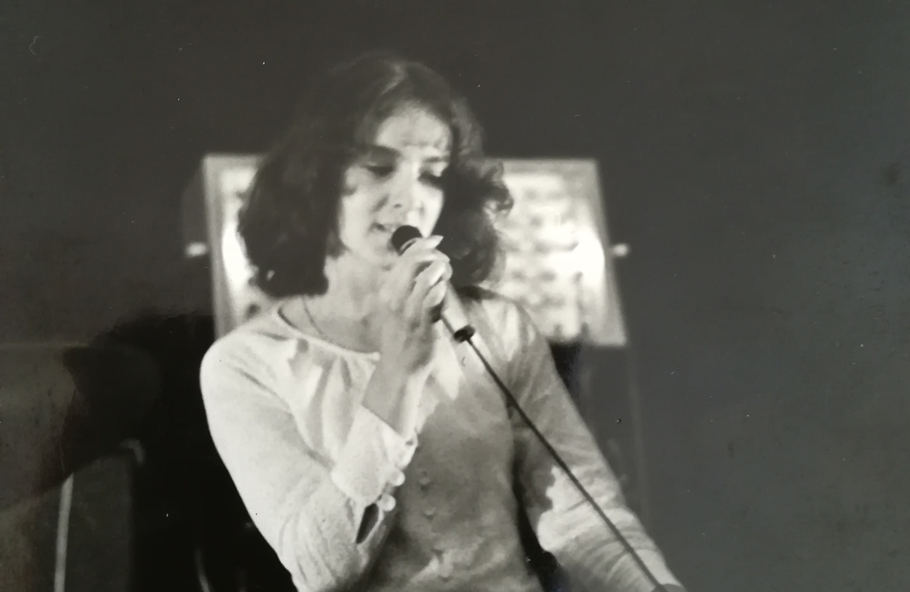 Viera Boronkayová počas svojich speváckych začiatkov.