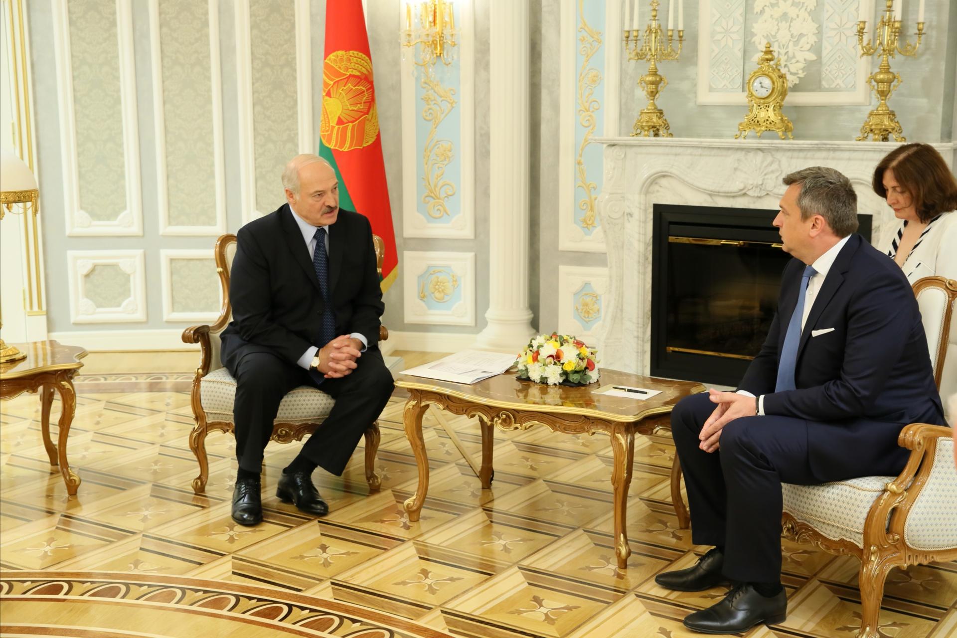 4. jún 2019 Minsk, Bielorusko: Prezident Bieloruskej republiky Alexandr Grigorievič Lukašenko a predseda NR SR a šéf strany SNS Andrej Danko sa stretli začiatkom júna.