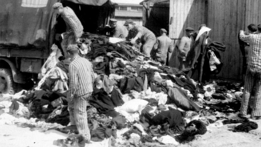 Oddíl Kanada na snímku pořízeném příslušníky SS v květnu 1944.