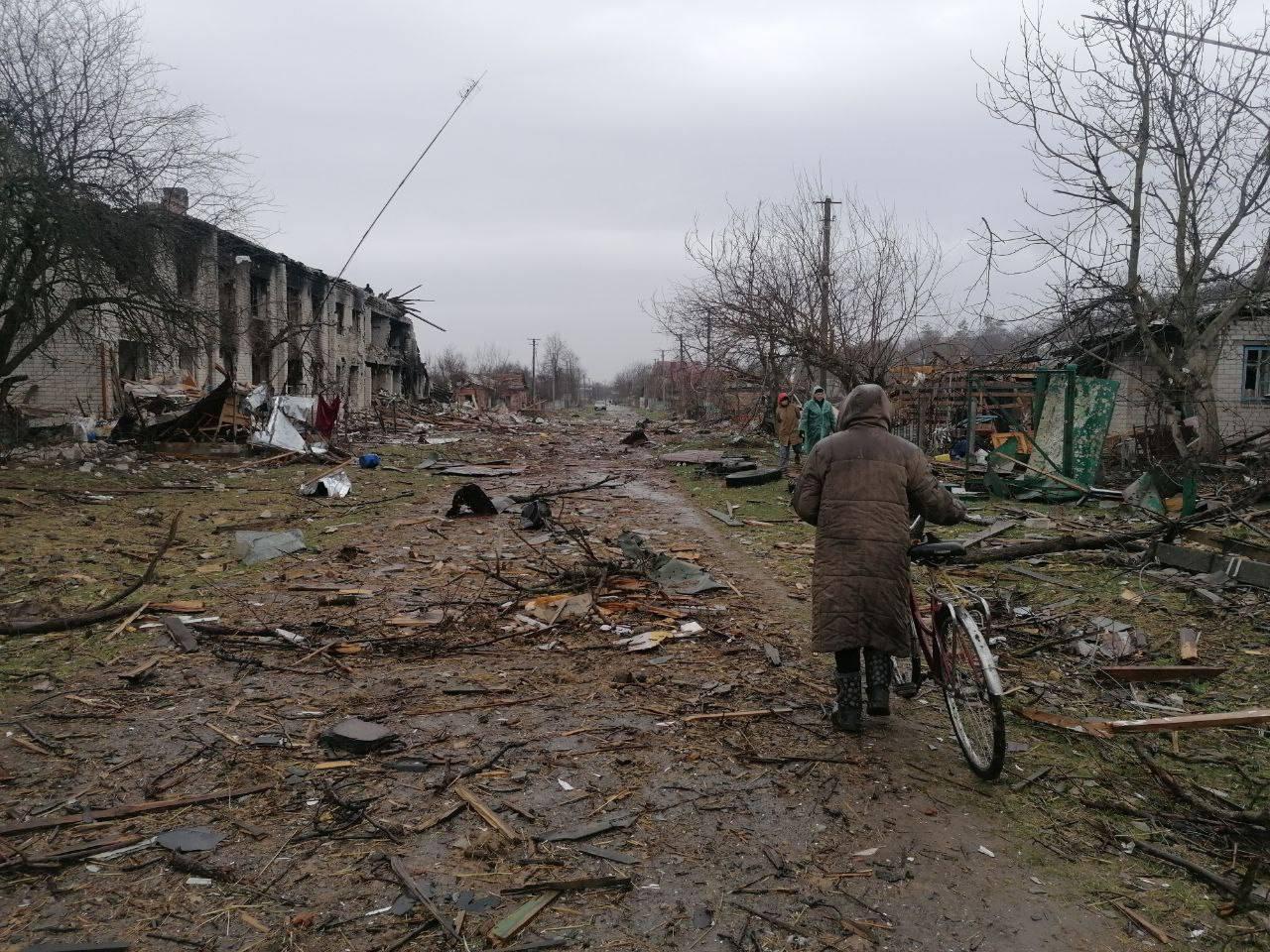 Novoselivka, Mykolajivská oblas. Po dvoch týždňoch ostreľovania neostal neporušený žiadny dom