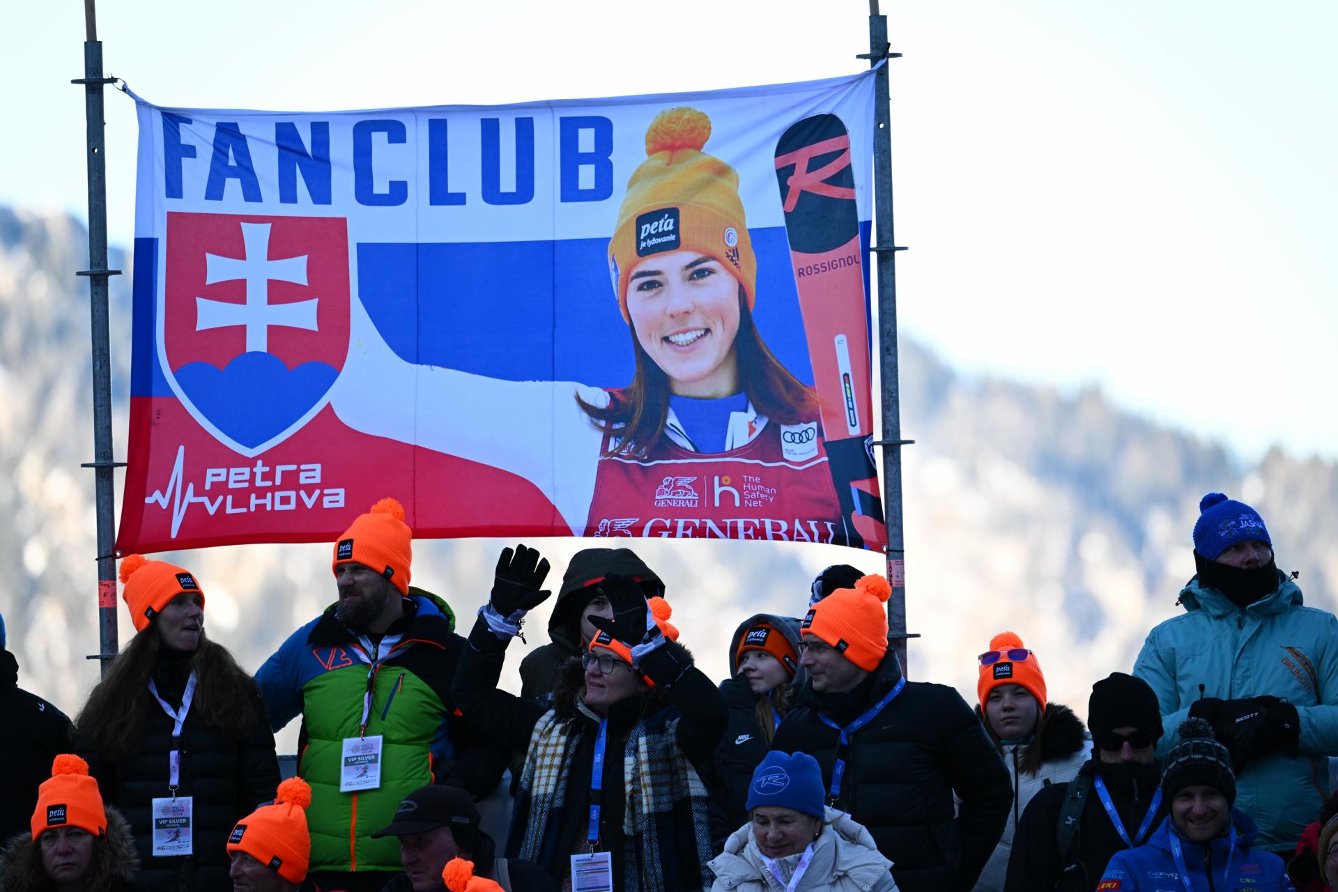 Atmosféra na tribúne počas 2. kola obrovského slalomu žien v rámci pretekov Svetového pohára v alpskom lyžovaní v stredisku Jasná, 20. január 2024