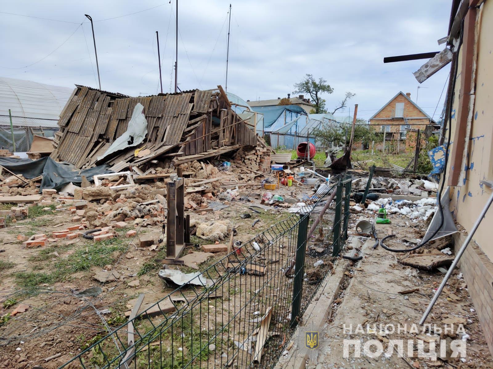 Nikopoľ v Dnepropetrovskom regióne, zasiahnuté boli najmä domy obyčajných ľudí