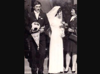 Na svatební fotografii s manželkou Vlastou, 1971.