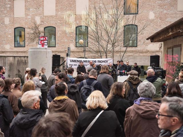 Fotografie sú zo štafetového protestu v roku 2025