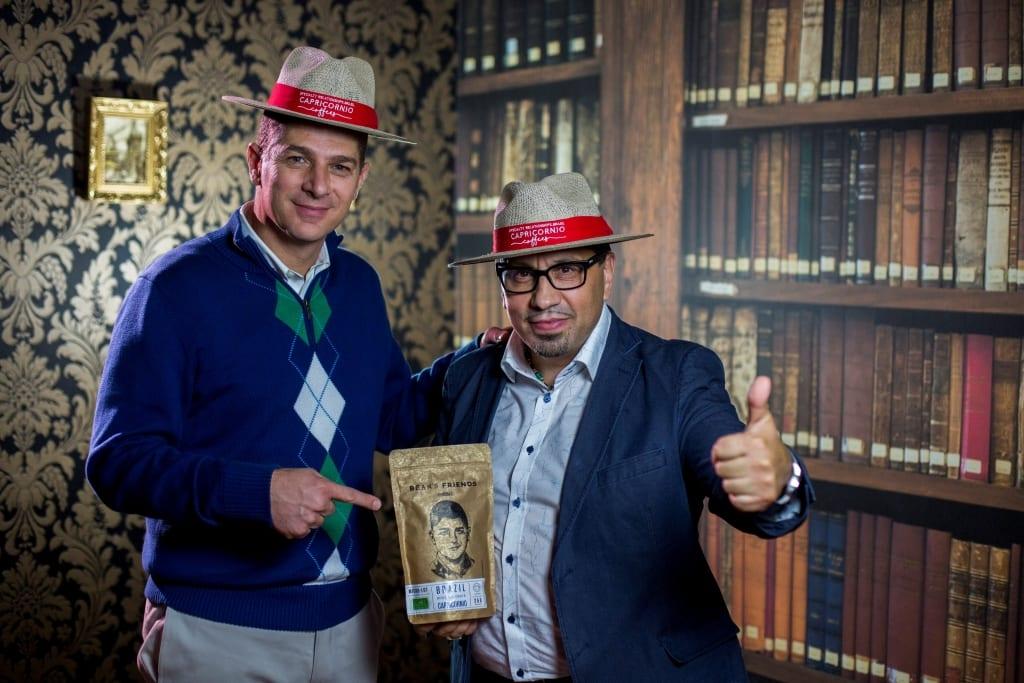 EDGARD BRESSANI Z BRAZÍLIE SPOLU S OLDŘICHOM HOLIŠOM. PEVNÉ PRIATEĽSTVO A SPOLUPRÁCA.