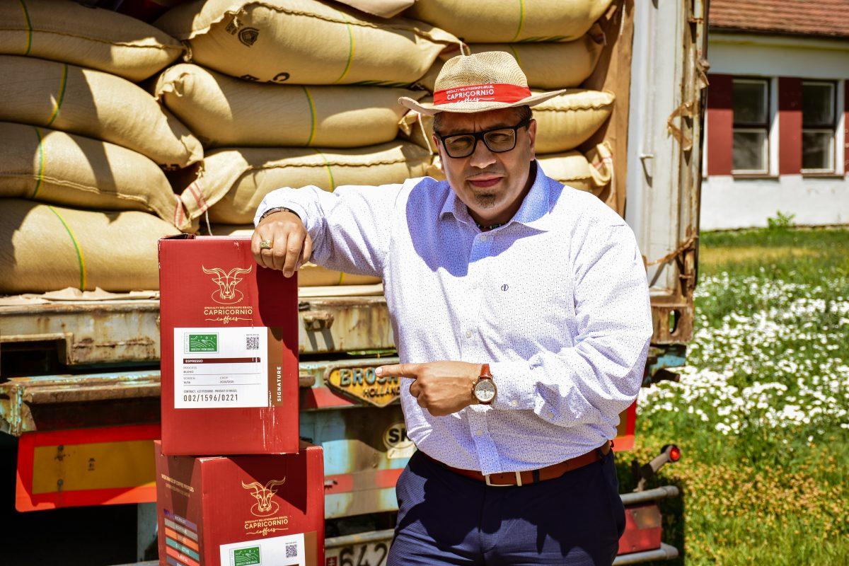 „DOBRÁ KAVIAREŇ MUSÍ MAŤ BARISTU, KTORÝ VIE PRESNE, ČO ROBÍ.“ 