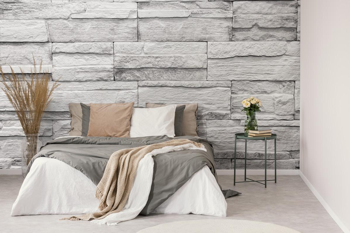 V ekologických interiéroch zvyčajne dominuje drevo, kameň či kov. V interiéri navodia unikátnu atmosféru.