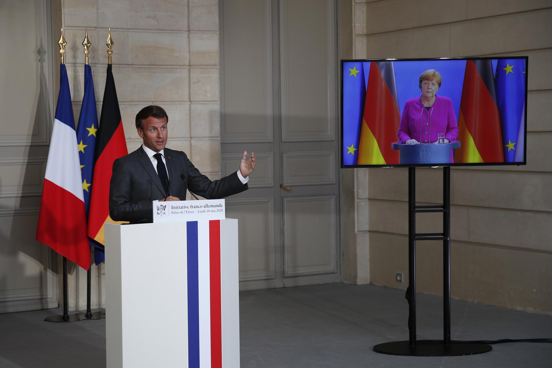 18. máj 2020 Paríž, Francúzsko: Francúzsky prezident Emmanuel Macron a nemecká kancelárka Angela Merkel diskutovali o plánoch hospodárskej obnovy EÚ po koronakríze.
