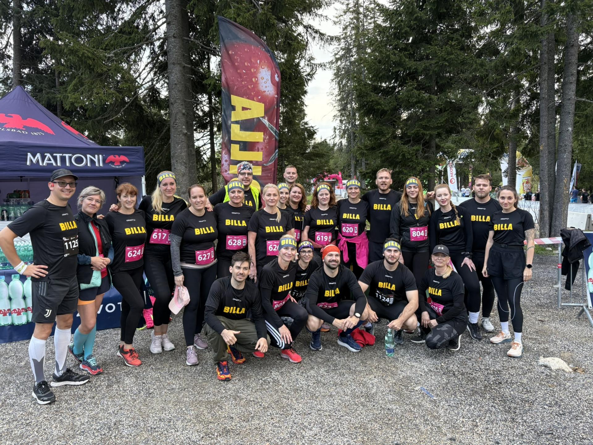 BILLA tím na Night Run Štrbské Pleso.