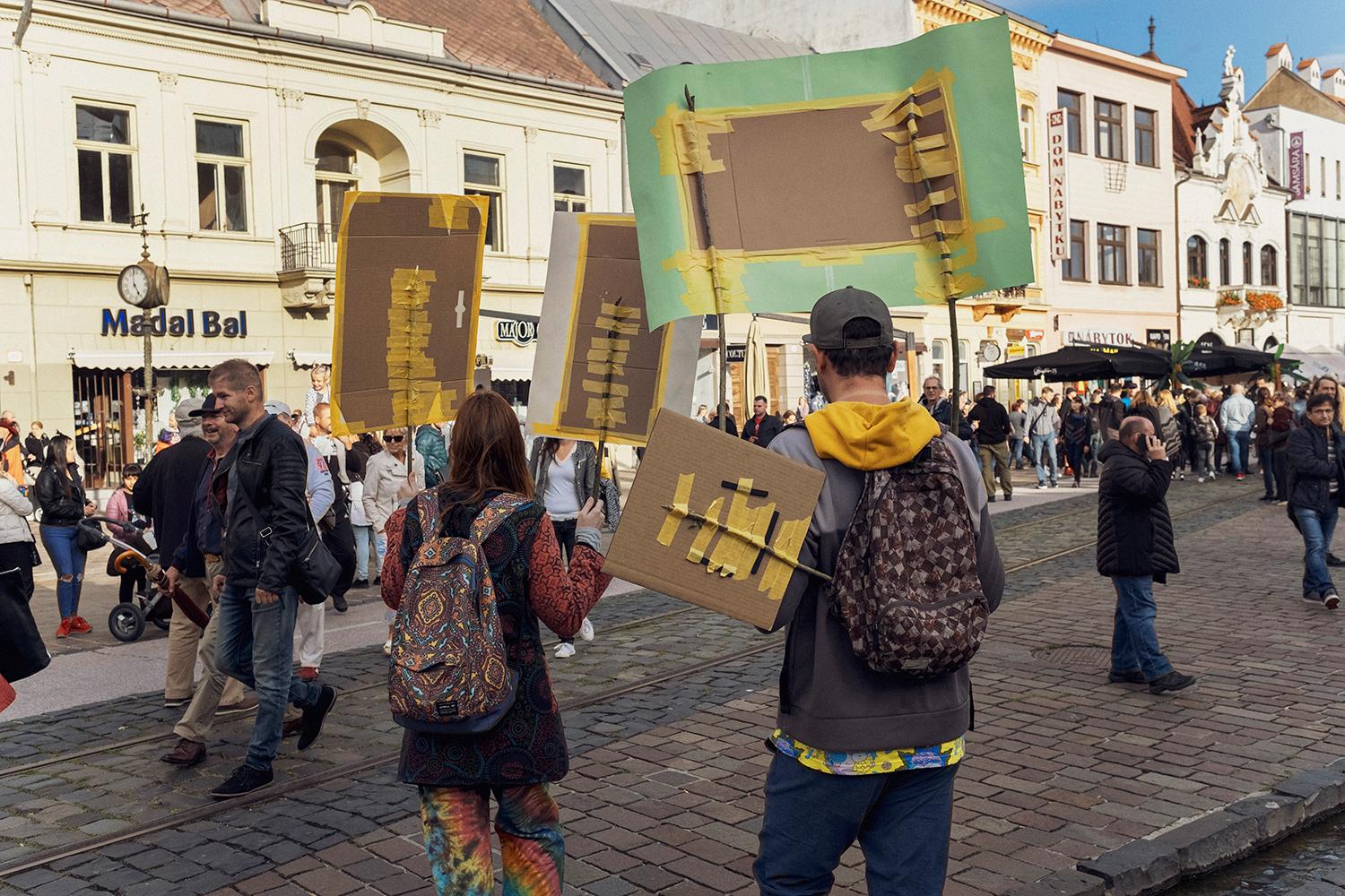 1. september 2021 Košice: Na zhromaždení na Deň Ústavy ľudia protestovali proti očkovaniu a vláde.