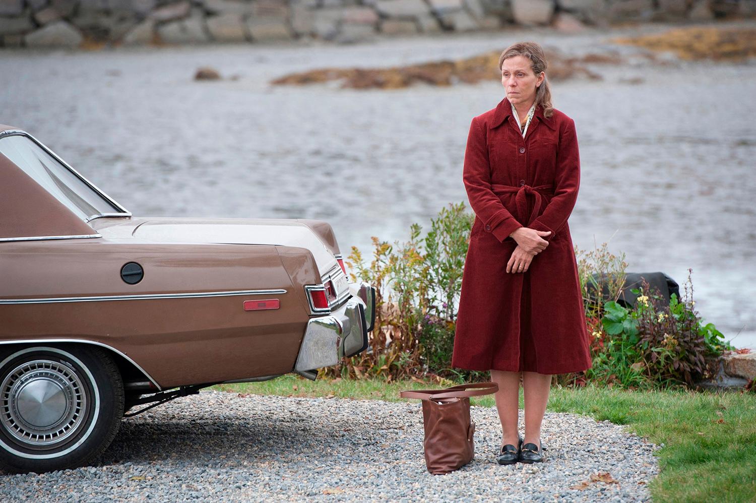 Seriál Olive Kitteridge (hrá ju Frances McDormand) mal len štyri diely a nebol určený pre romantické povahy, ale pre tých, čo na dlhšie seriály nemajú čas.