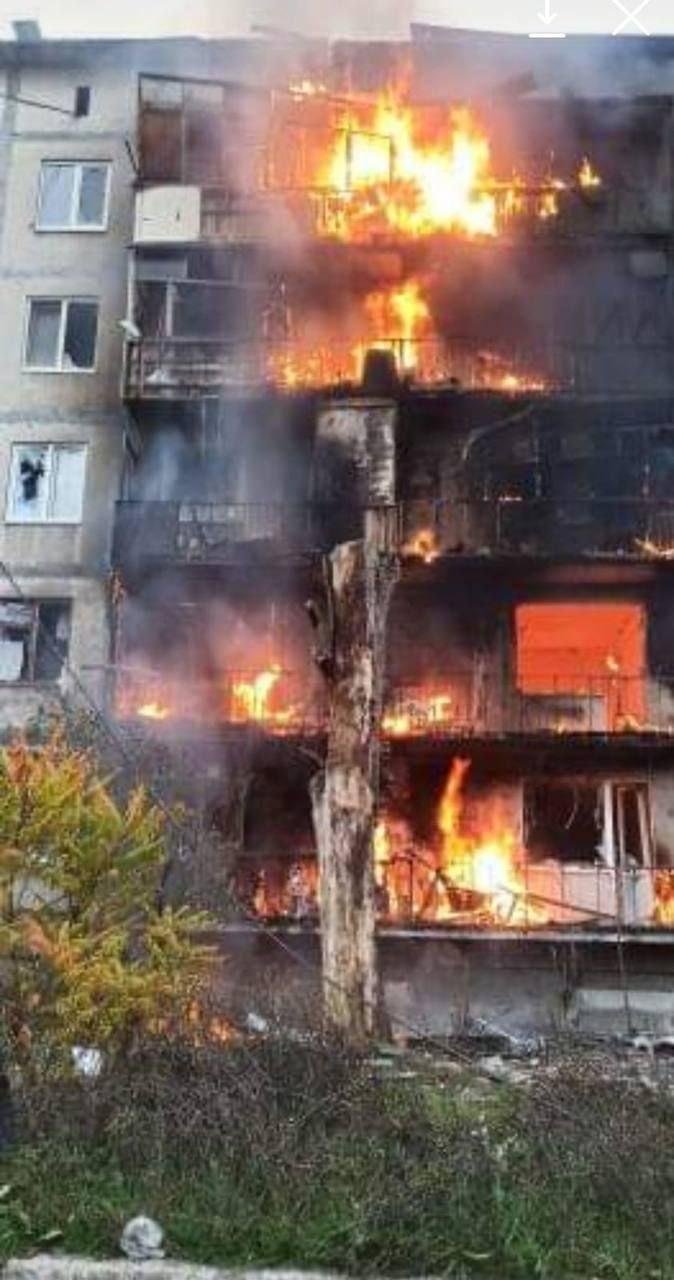 Donecká oblasť. Súkromné domy sa ocitli pod paľbou