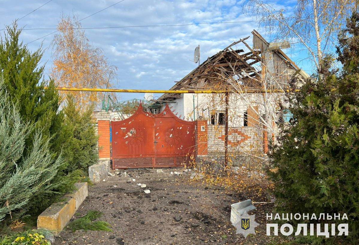 Civilné a administratívne budovy po bombardovaní Záporožskej oblasti (1).