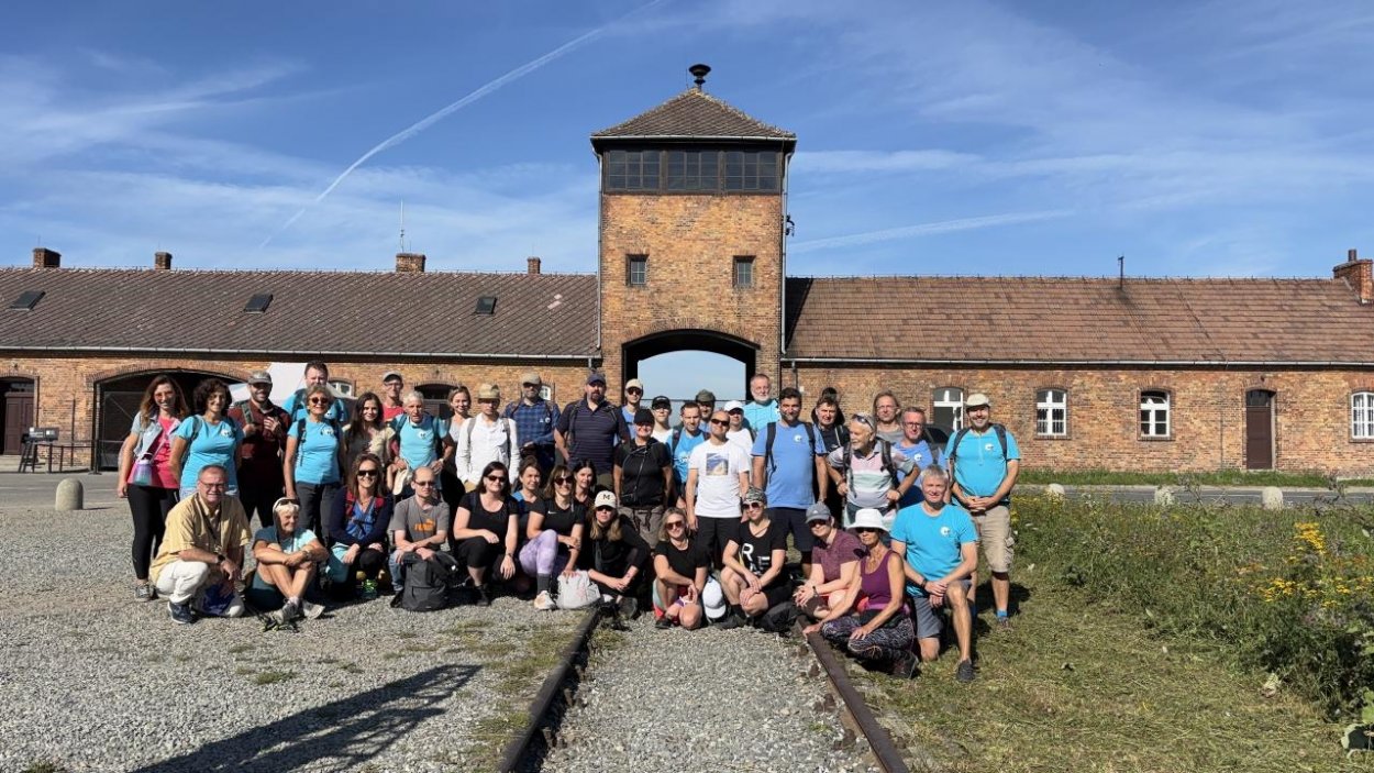 Vrba–Wetzler Memoriál spúšťa registráciu na pochody v roku 2026, finančne podporí účasť študentov