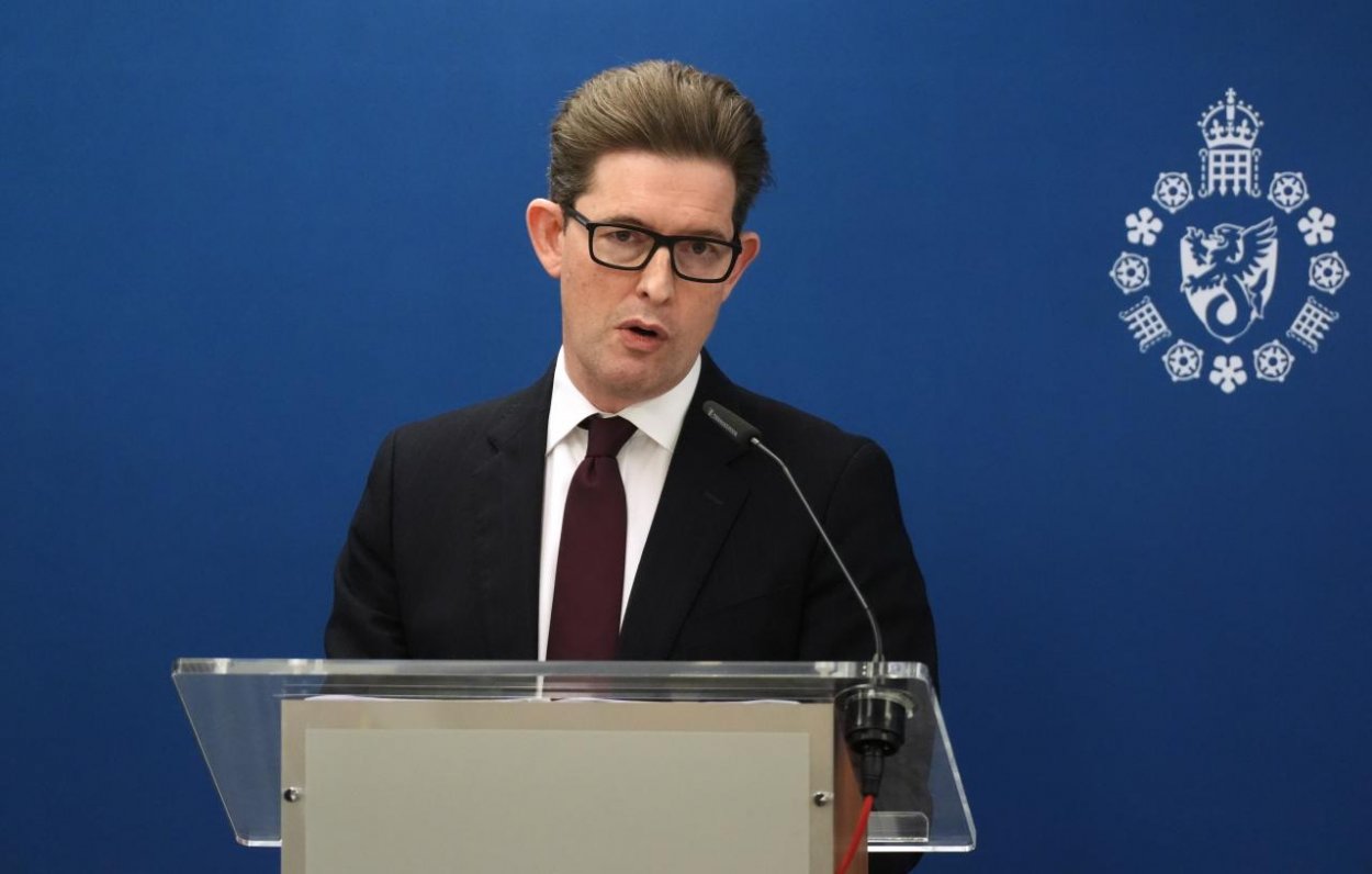 Británia je vystavená rastúcej hrozbe zo strany Ruska, Iránu, Číny a teroristov