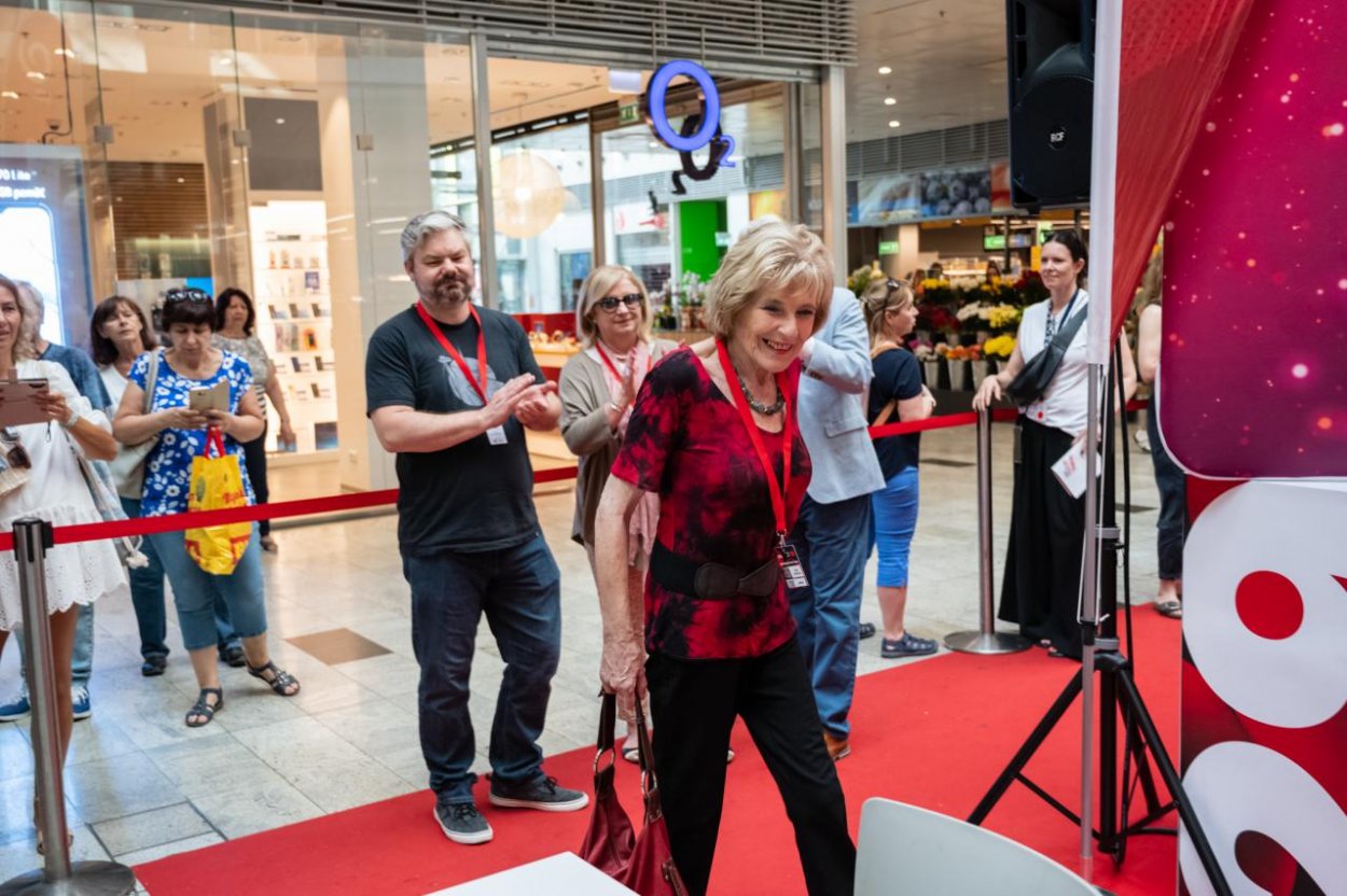 Vo veku 82 rokov zomrela Oľga Feldeková