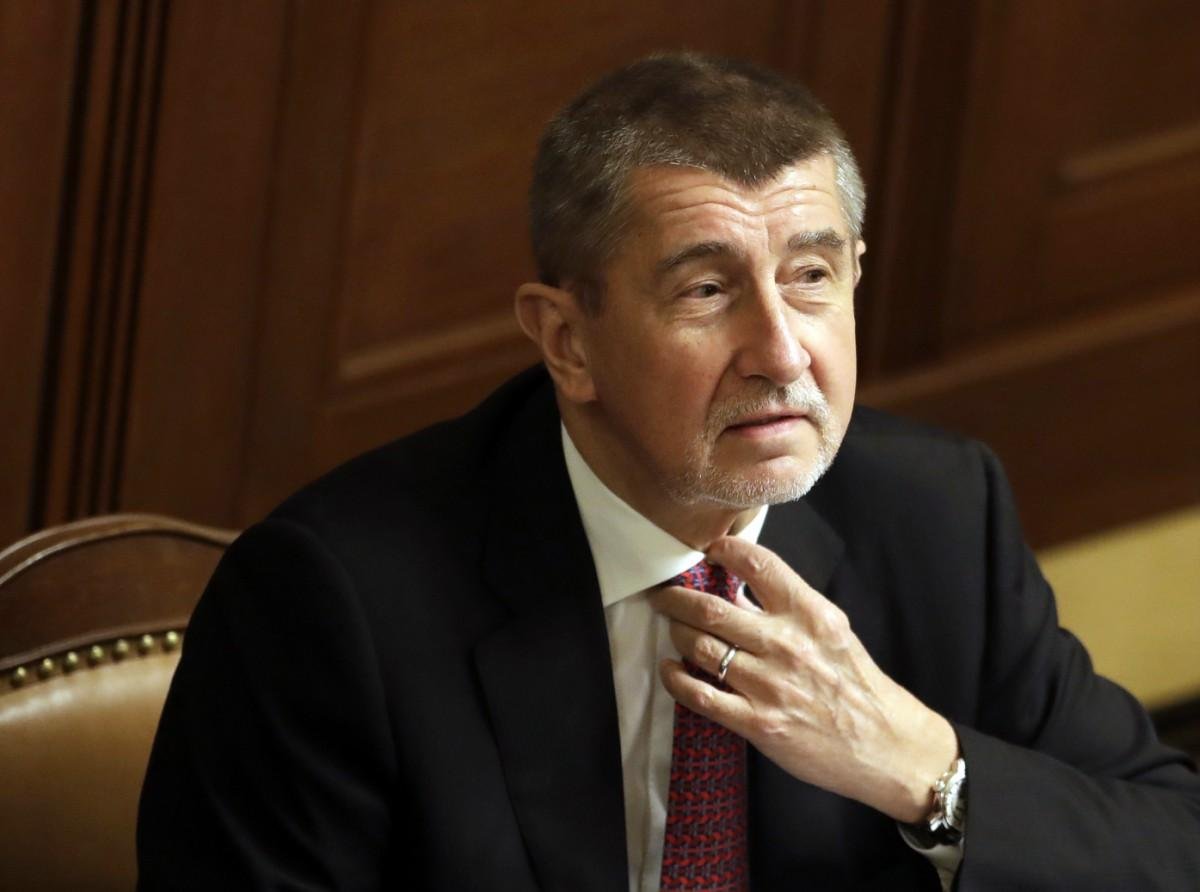 Babiš v úzkých. Žádá, aby se o StB mlčelo. Prý se bude soudiť do konce života