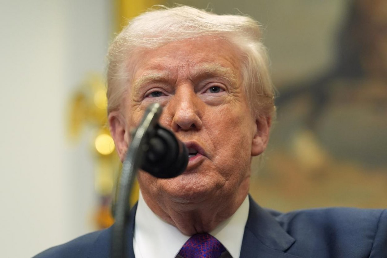 USA nariadili vyslať na Blízky východ druhú lietadlovú loď, potvrdil Trump