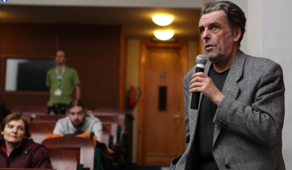 Vo veku nedožitých 85 rokov zomrel český filozof a chartista Jan Sokol