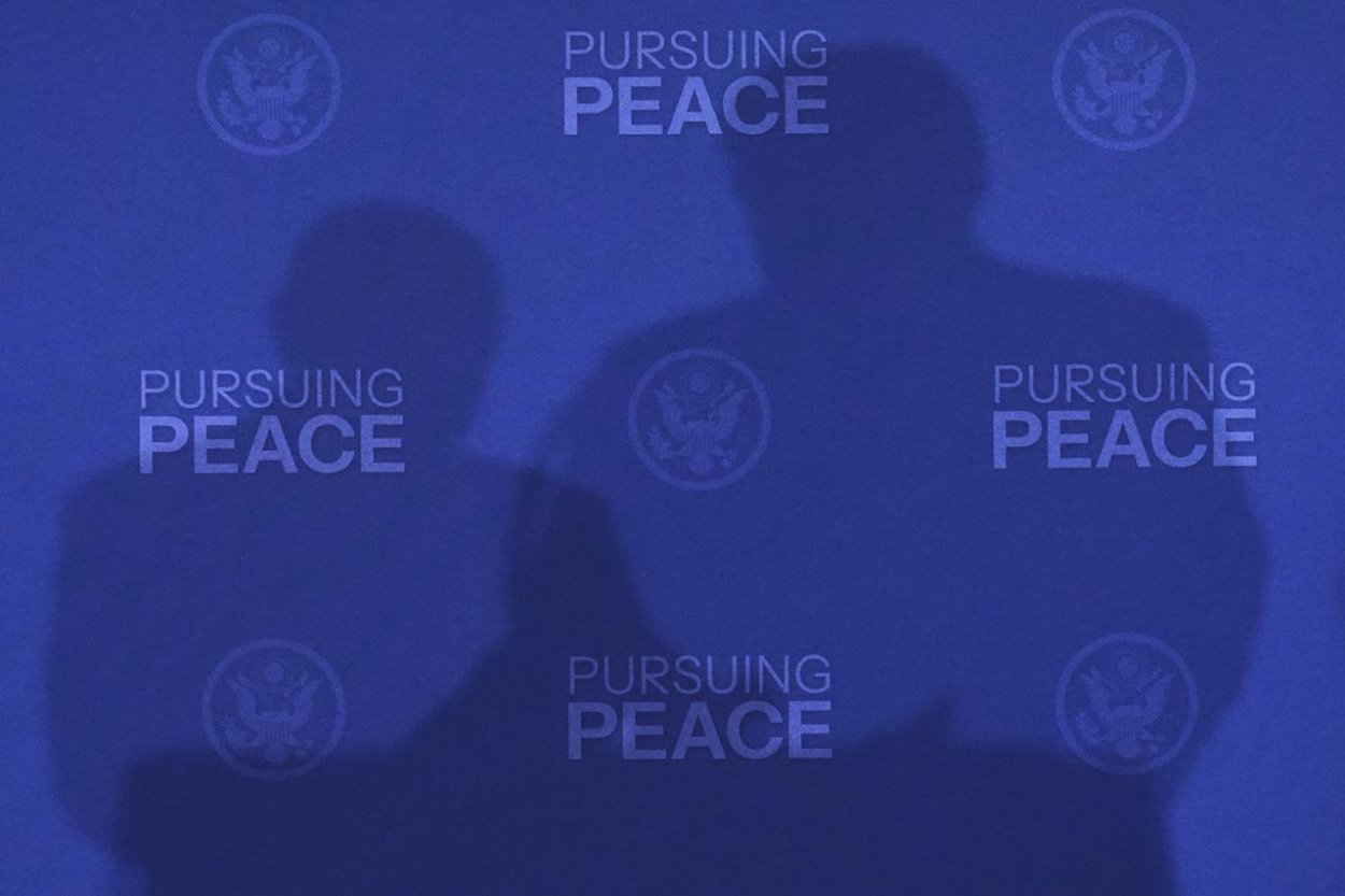 Esej: Tyranie – sny, sľuby a realita