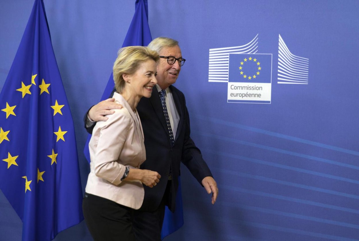 Juncker kritizoval výber svojej nástupkyne, označil ho za neveľmi transparentný 