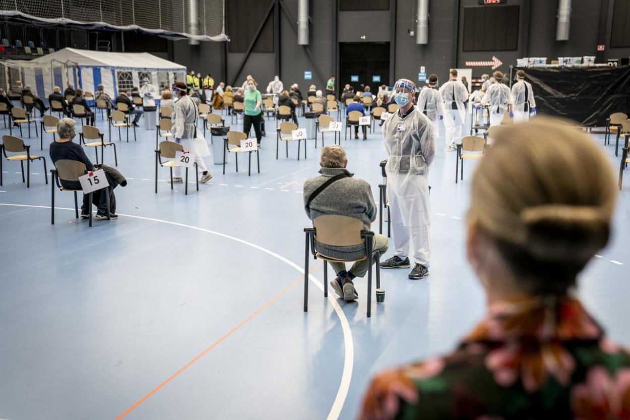 Dánsko zvládlo skúšku masívneho očkovania, za deň zaočkovali vyše 100-tisíc ľudí