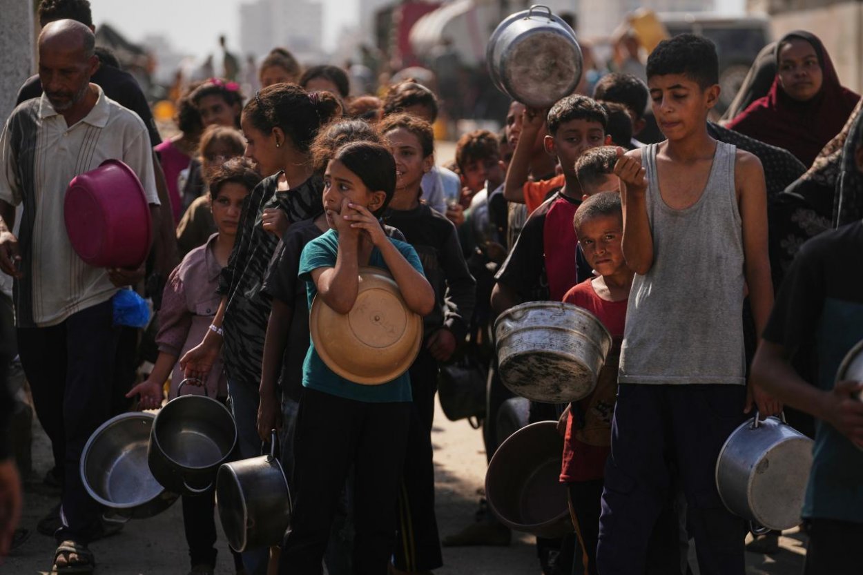 WHO: Do Pásma Gazy stále neprichádza dostatok potravín, hlad sa neznížil