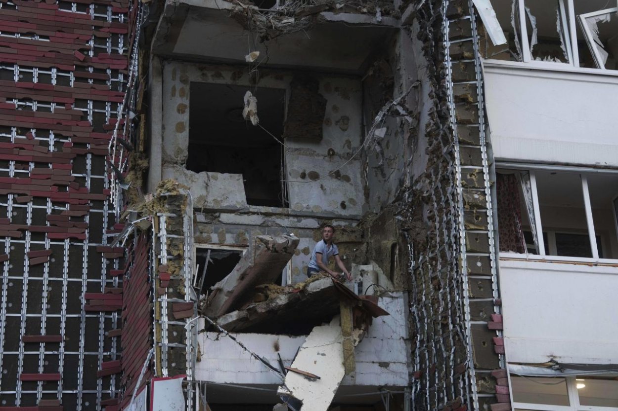 Merz ostro kritizoval ruské útoky na civilné obyvateľstvo na Ukrajine