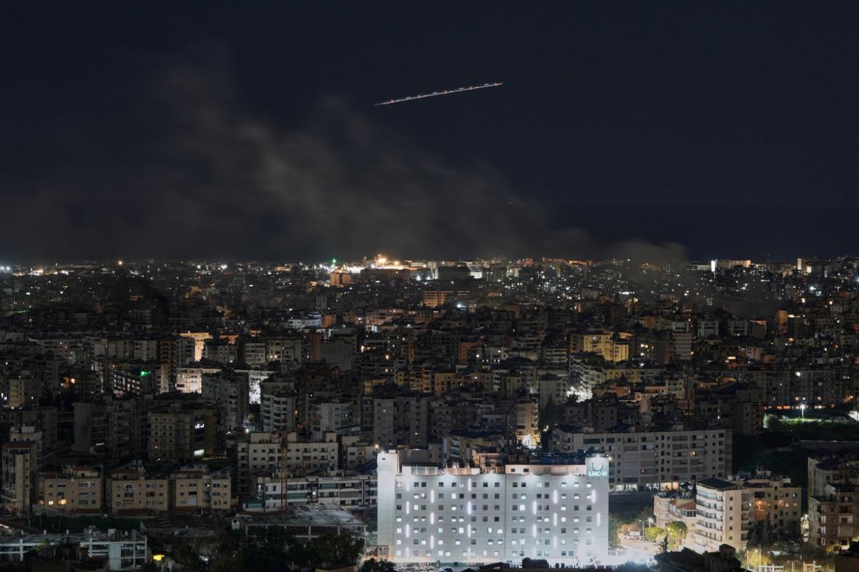 Udalosť dňa: Revolučné gardy zasiahli tanker s údajným prepojením na USA, Katar zostrelil dva iránske SU-24​