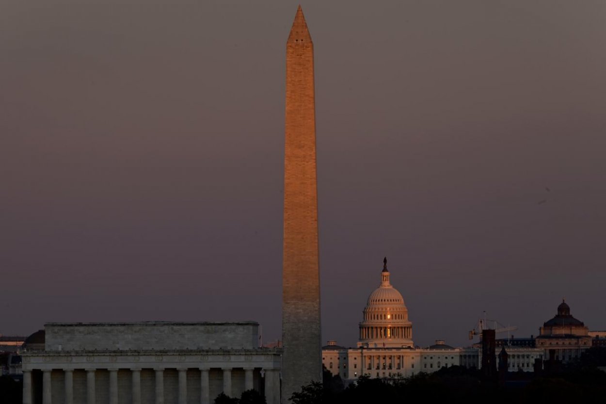 Shutdown v USA prekonal rekord z čias prvej Trumpovej administratívy, trvá už 36. deň