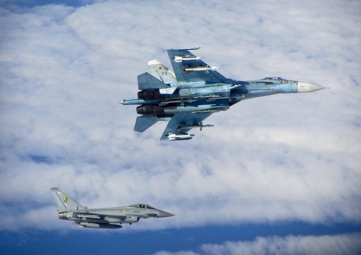 Francúzske stíhačky NATO zostrelili nad Lotyšskom dron