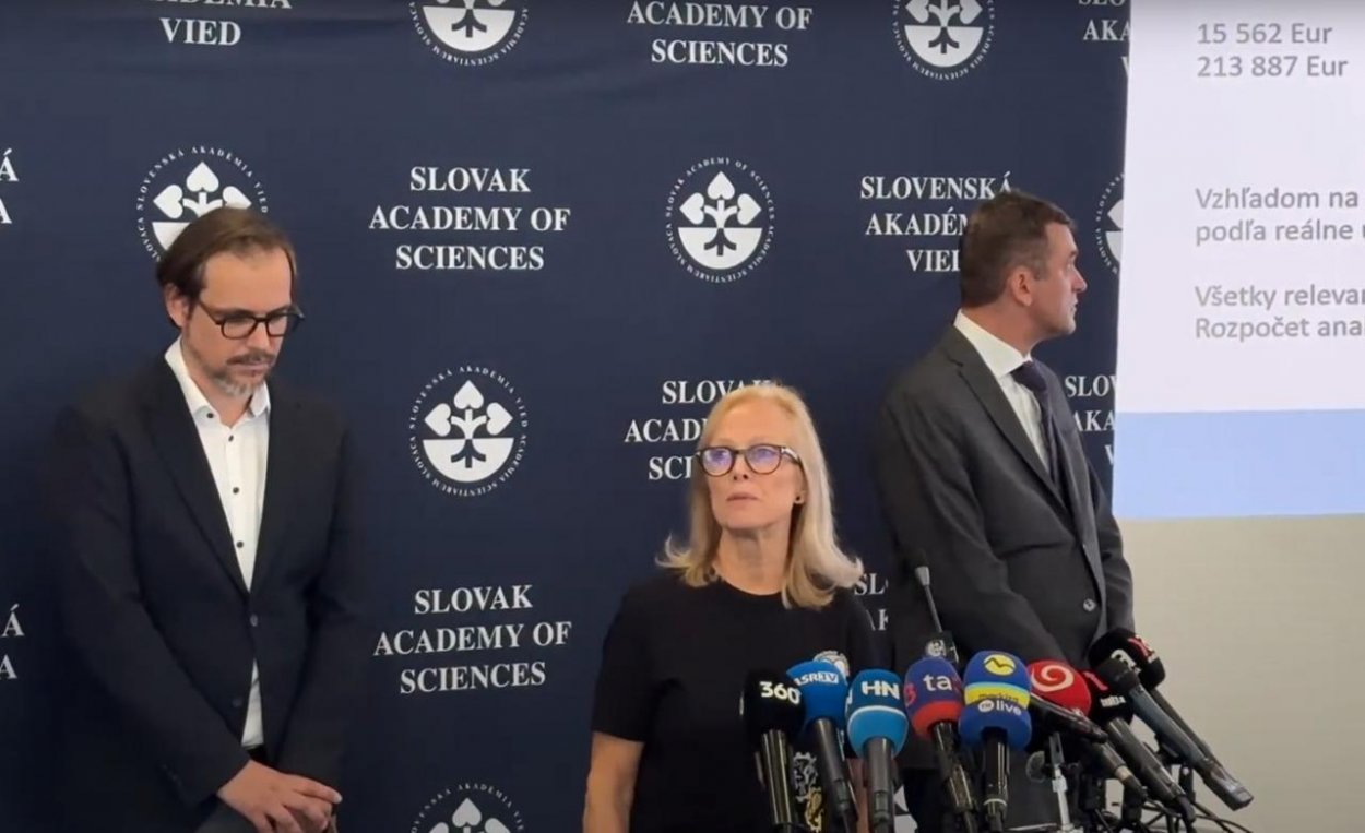 SAV: Množstvo DNA vo vakcínach zodpovedá normám, Kotlár sa mýli