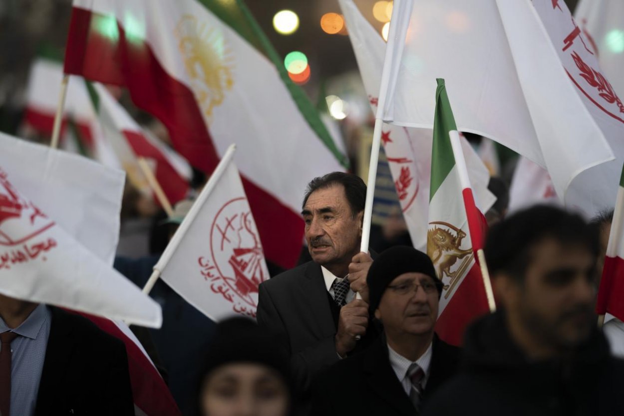 V Iráne v súvislosti s protivládnymi protestami popravili dvoch mužov