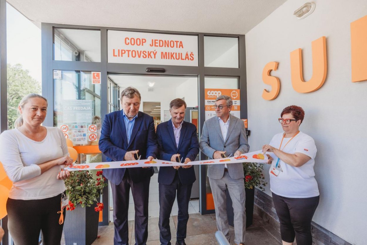 Turizmus sa nekončí zatvorením obchodov. COOP Jednota 24/7 rozširuje služby pre návštevníkov slovenských turistických destinácií