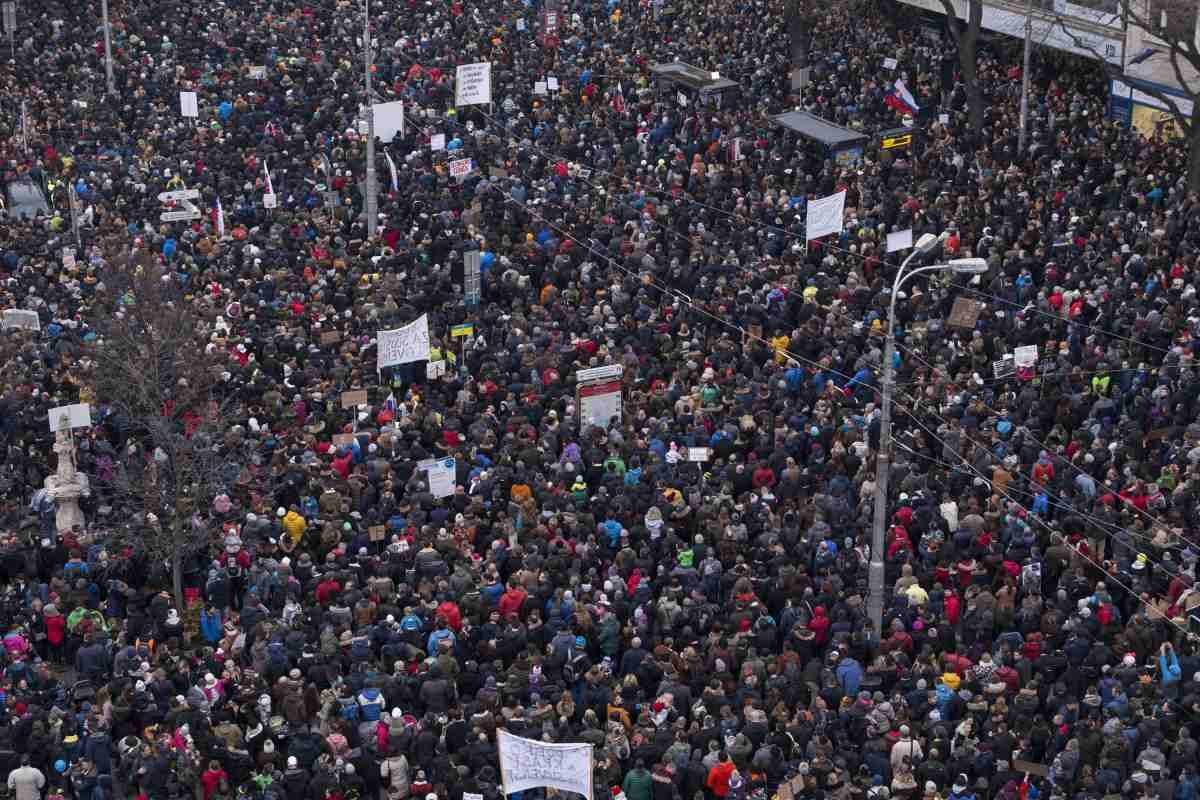 Za slušné Slovensko: Ak Drucker nezačne konať, sme na námestí