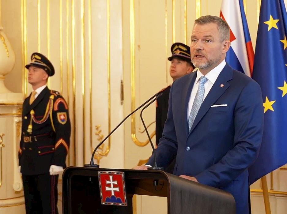 Jeden mal kokaín v aute, druhý bol zapletený v kauze Slayáda, menovanie Kmeca a Radačovského je podľa opozície hanba