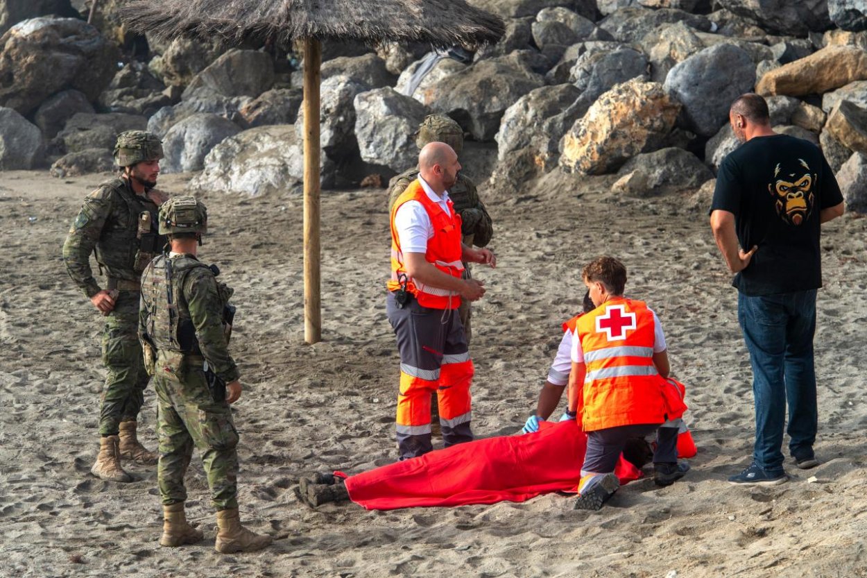 Počet obetí migračnej krízy na hranici Ceuty s Marokom stúpol na 67